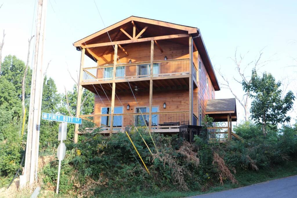 Chalet Village- Amazing Mountain Views - Piney Butt Place Gatlinburg Exterior photo